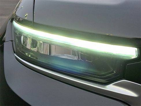 Used 2022 Jeep Grand Cherokee Summit image 10