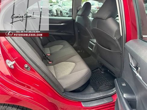 Used 2020 Toyota Camry LE FWD image 17