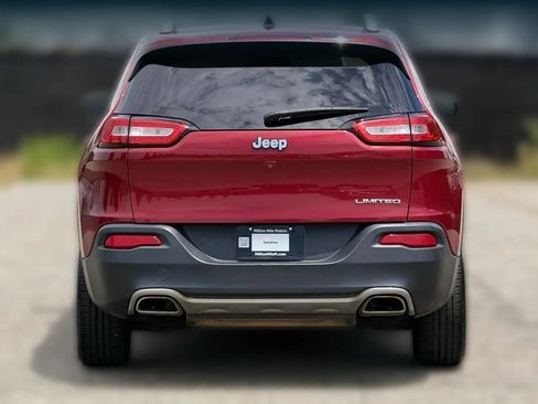 Used 2016 Jeep Cherokee Limited FWD image 4