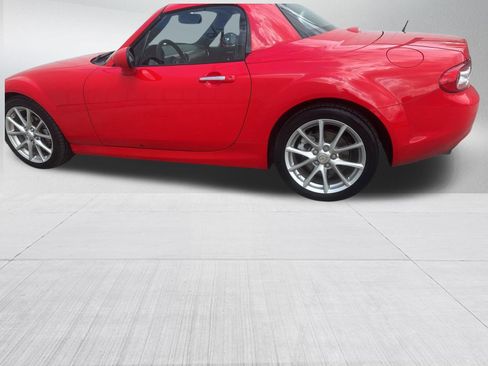Used 2009 MAZDA MX-5 Miata Grand Touring image 21