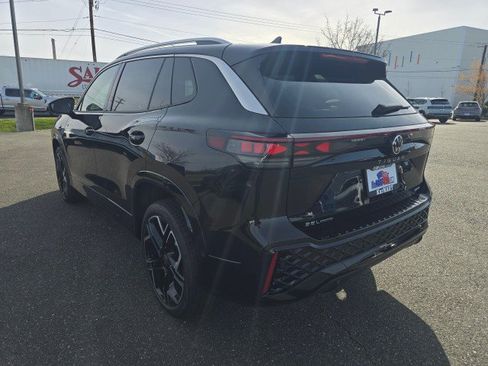 New 2026 Volkswagen Tiguan SEL R-Line AWD/4WD image 5