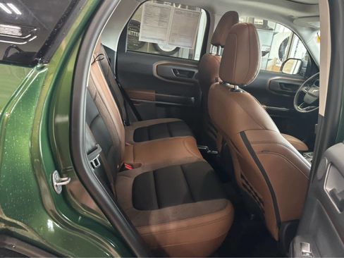 Used 2025 Ford Bronco Sport Outer Banks w/ Outer Banks Tech Package+ AWD/4WD image 29
