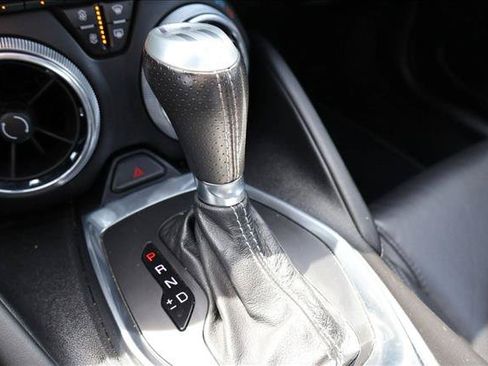 Used 2019 Chevrolet Camaro SS RWD image 15
