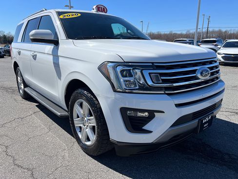 Used 2020 Ford Expedition XLT w/ Equipment Group 202A image 15