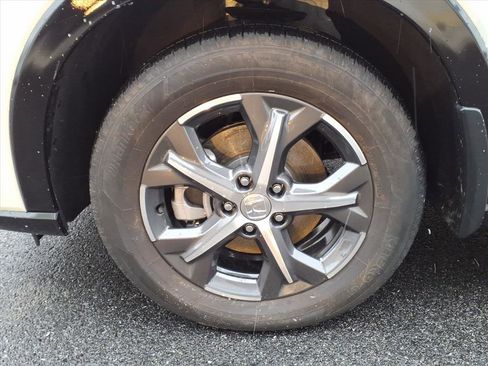 Certified 2025 Honda HR-V EX-L image 10