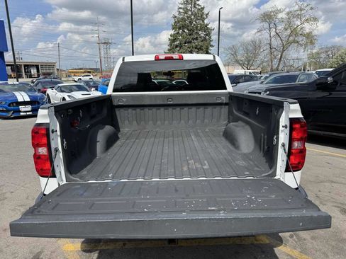 Used 2018 Chevrolet Silverado 1500 LT image 41