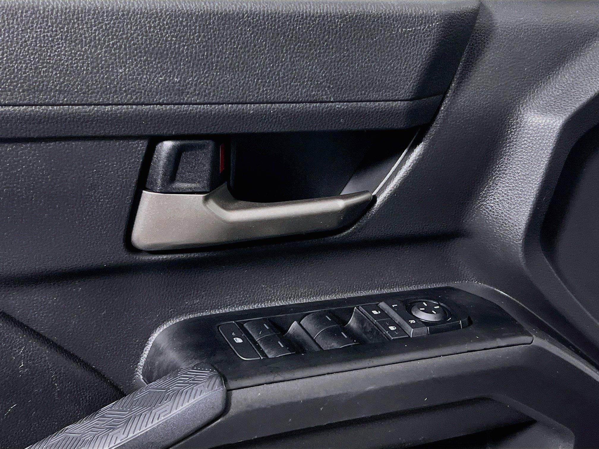 Used 2025 Toyota Tacoma TRD Off-Road AWD/4WD image 16