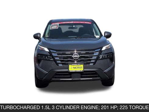 Certified 2025 Nissan Rogue SV image 4