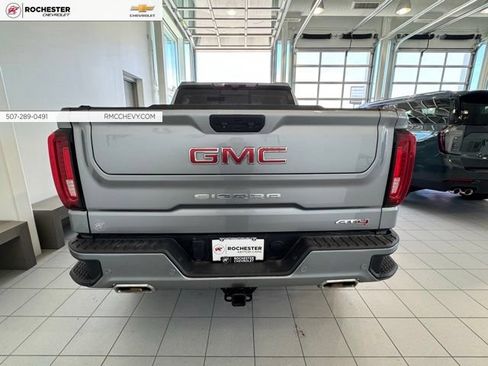 Certified 2023 GMC Sierra 1500 AT4 w/ Technology Package AWD/4WD image 30