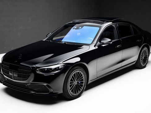 Used 2024 Mercedes-Benz S 580e 4MATIC Sedan image 5