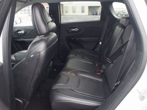 Used 2023 Jeep Cherokee Altitude Lux image 15