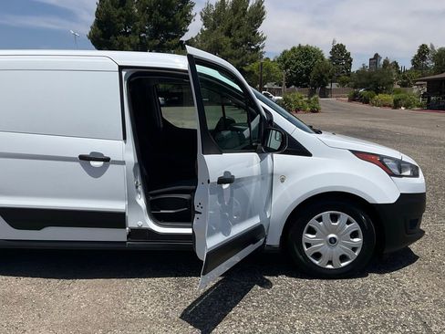 Used 2021 Ford Transit Connect XL FWD image 22