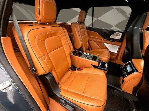 Used 2020 Lincoln Aviator Black Label w/ Dynamic Handling Package image 27