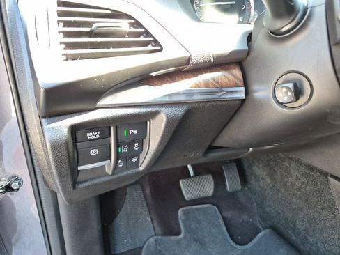 Used 2019 Acura MDX FWD w/ Advance Package image 43