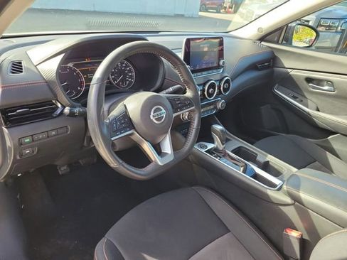 Used 2023 Nissan Sentra SR w/ Midnight Edition Package image 10