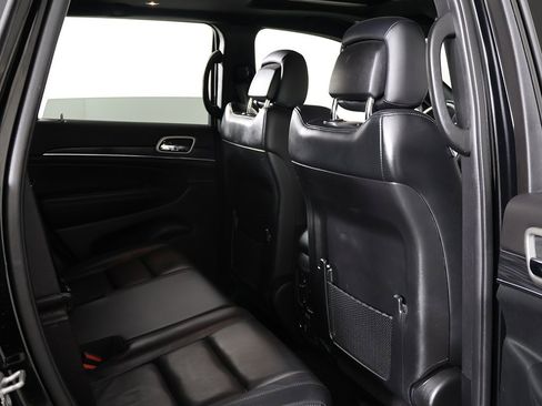 Used 2022 Jeep Grand Cherokee Limited image 29