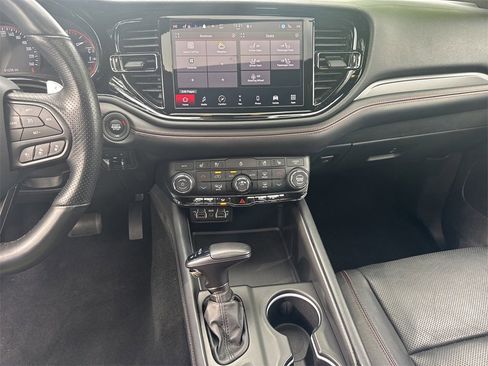Used 2024 Dodge Durango GT image 30
