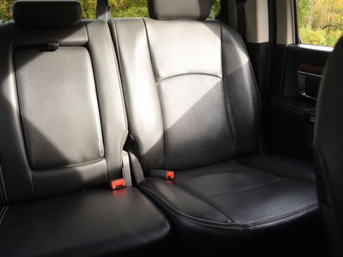 Used 2015 RAM 2500 Laramie image 16