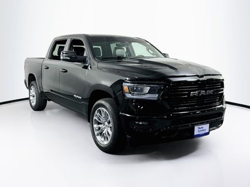 Used 2023 RAM 1500 Laramie AWD/4WD image 3