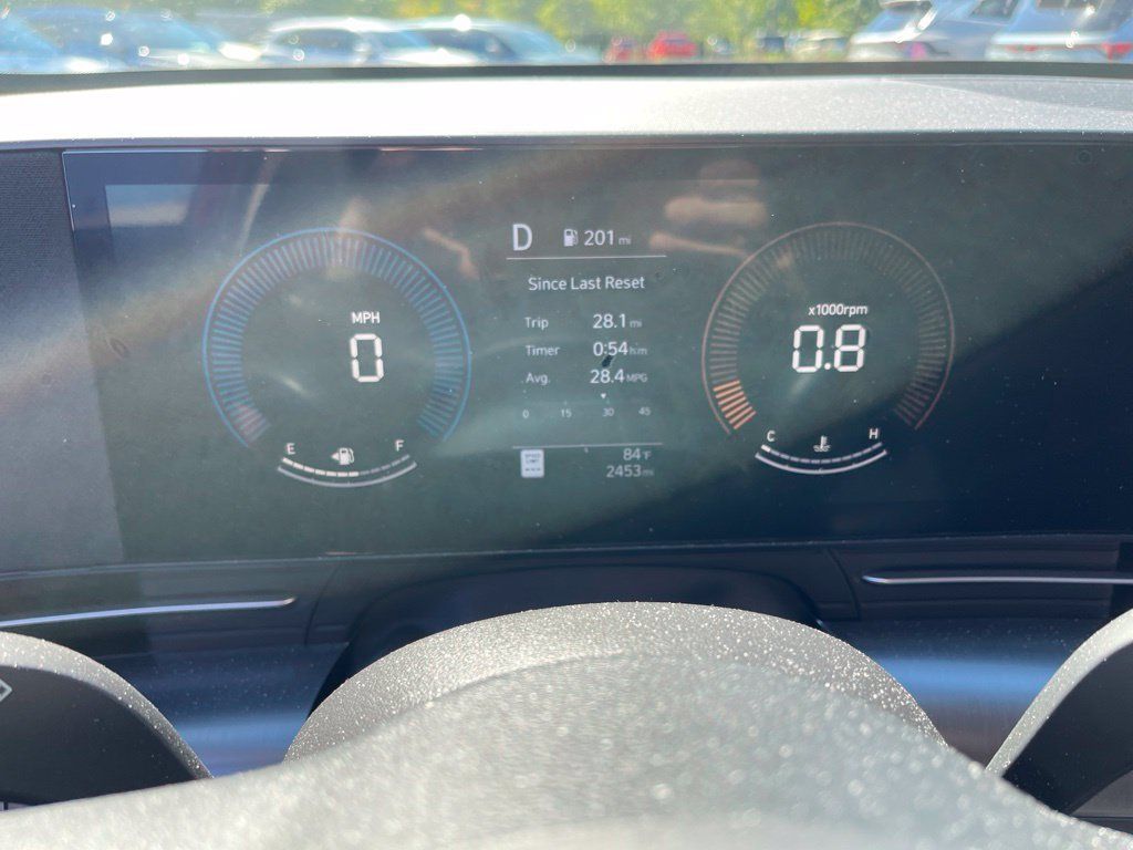 Used 2025 Hyundai Kona SEL AWD/4WD image 8