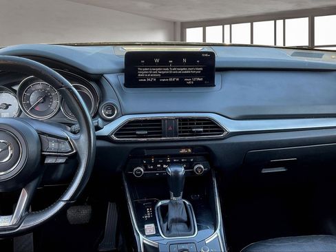 Used 2022 MAZDA CX-9 Touring image 9