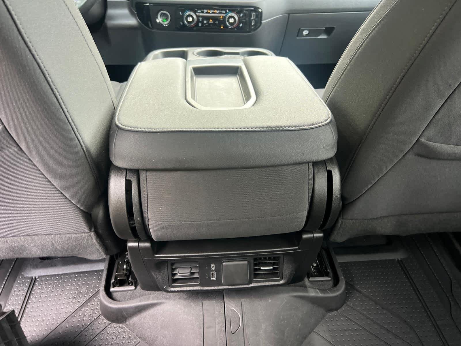 Used 2023 Chevrolet Silverado 1500 LT AWD/4WD image 30