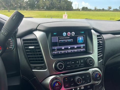 Used 2015 Chevrolet Tahoe LT RWD image 17