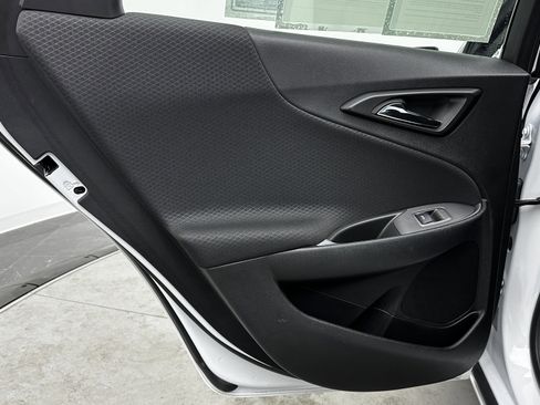 Used 2025 Chevrolet Malibu LT image 24