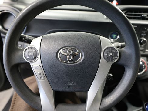 Used 2013 Toyota Prius C Three image 32