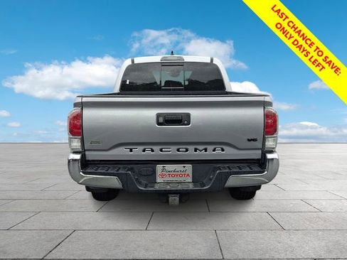 Certified 2023 Toyota Tacoma TRD Off-Road w/ Black Out Package (TMS) AWD/4WD image 6
