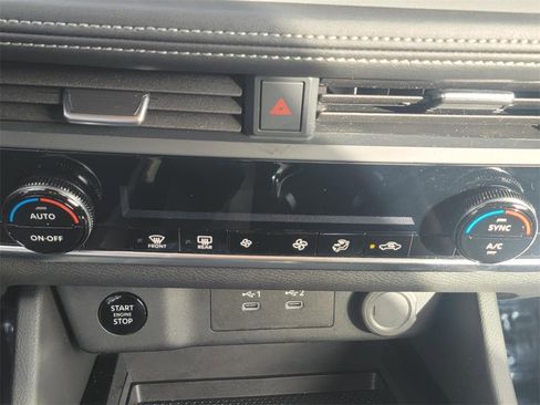 Certified 2024 Nissan Rogue SV image 22