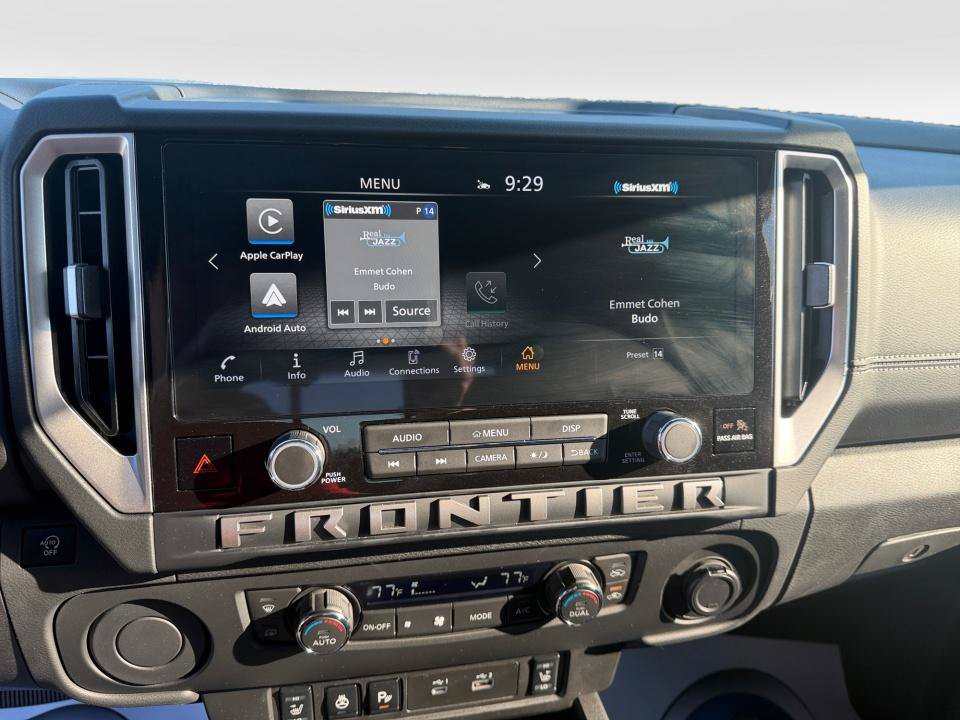Used 2025 Nissan Frontier SV w/ SV Convenience Package RWD image 17