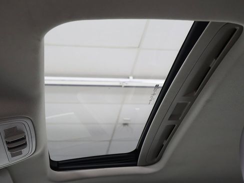 Used 2015 Buick Regal image 19