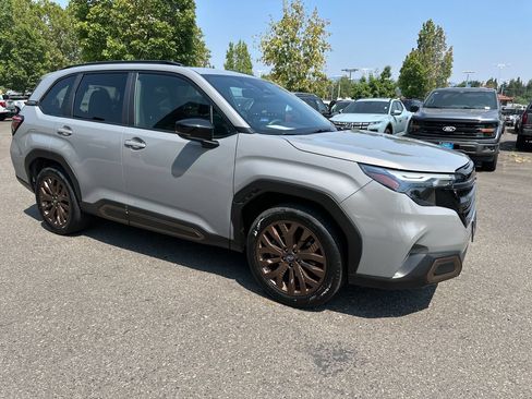 Used 2025 Subaru Forester Sport AWD/4WD image 8