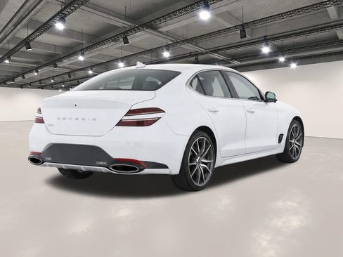 Used 2025 Genesis G70 2.5T RWD image 4