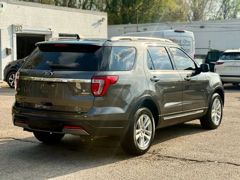 Used 2019 Ford Explorer XLT w/ Class III Trailer Tow Package image 5
