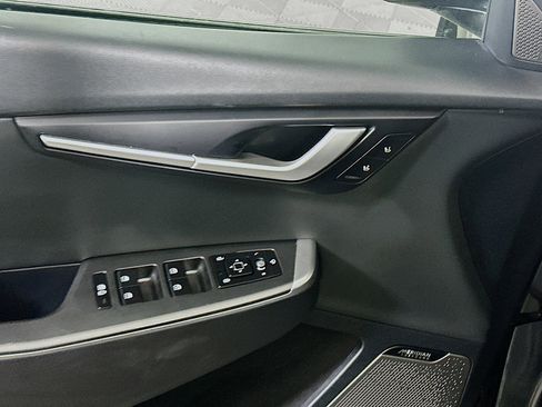 Used 2024 Kia EV6 Wind image 15