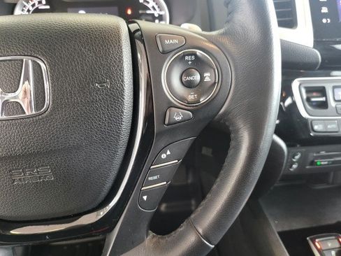 Used 2018 Honda Pilot Elite image 29