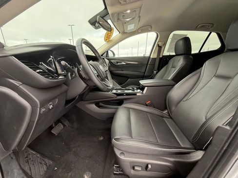 Used 2023 Buick Envision Essence image 30