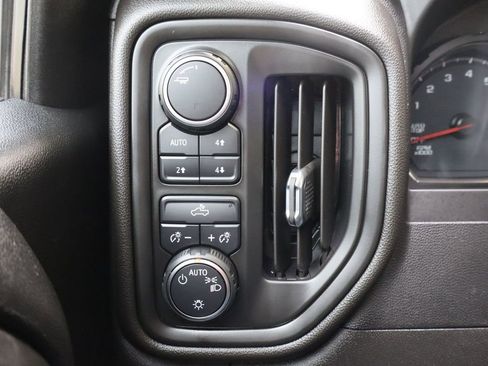 Used 2022 Chevrolet Silverado 1500 Custom Trail Boss w/ Safety Confidence Package AWD/4WD image 28