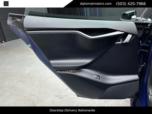 Used 2020 Tesla Model S Long Range image 28