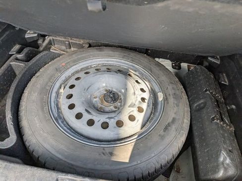 Used 2016 Jeep Renegade Trailhawk w/ Premium Trailhawk Package AWD/4WD image 18