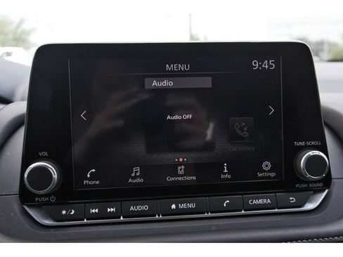 Used 2025 Nissan Rogue SV FWD image 18