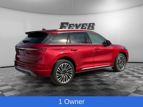Used 2022 Lincoln Corsair Reserve w/ Equipment Group 201A AWD/4WD image 7
