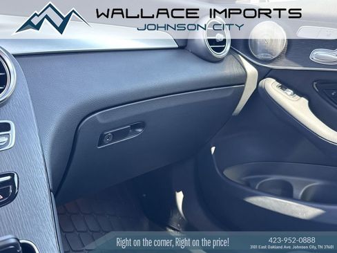 Used 2021 Mercedes-Benz GLC 300 4MATIC image 21