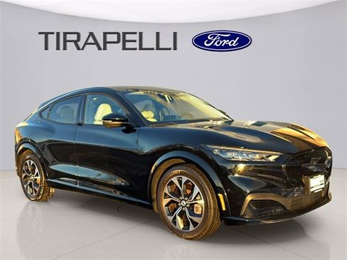 Used 2021 Ford Mustang Mach-E Premium image 5