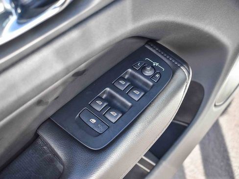 Used 2023 Volvo XC60 B5 Core w/ Climate Package image 20