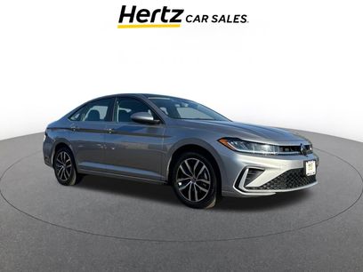 Used 2025 Volkswagen Jetta SE