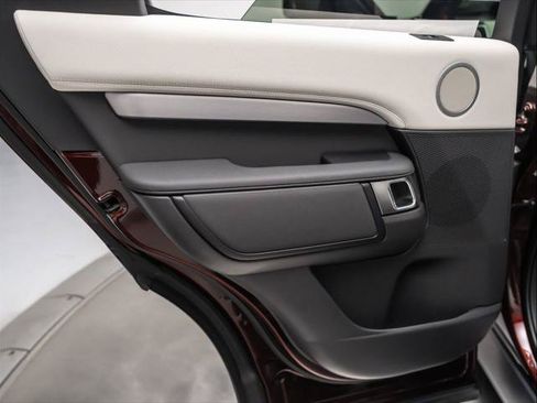 New 2026 Land Rover Discovery Limited Edition AWD/4WD image 25