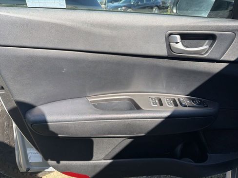 Used 2019 Kia Optima LX image 8